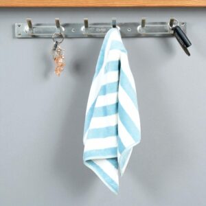 SKN 297- CLOTHES HANGER WITH 2 SINGLE HOOKS/PIN